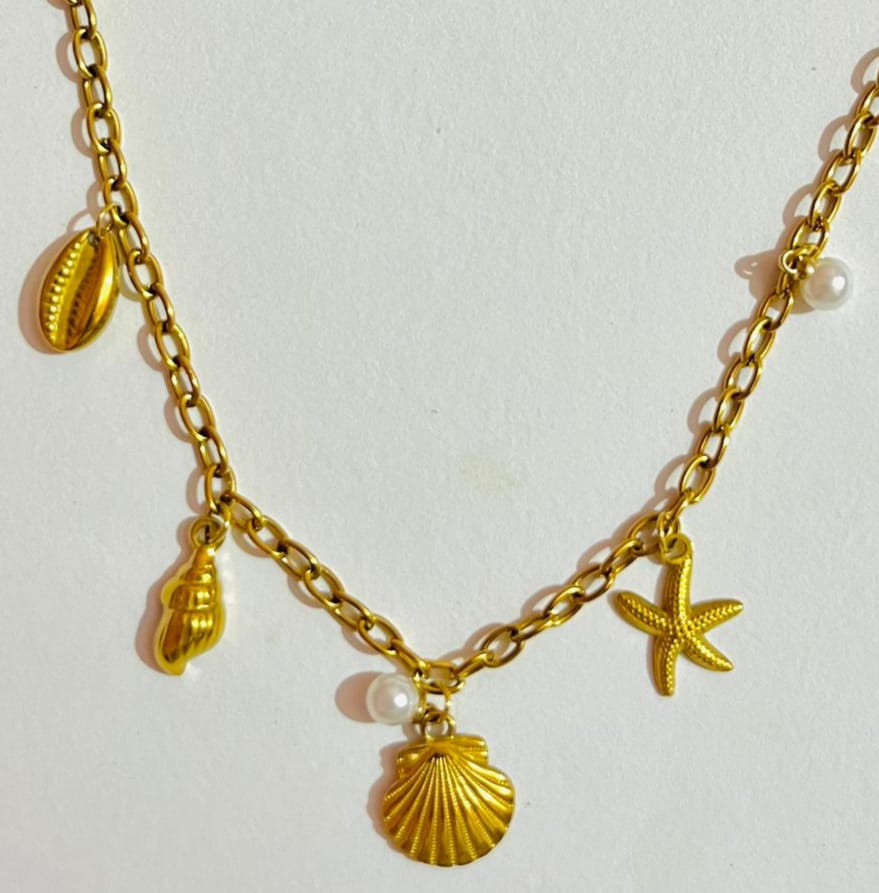 Golden Sea Shell Charm Antitarnish Necklace - Ocean Inspired Jewelry